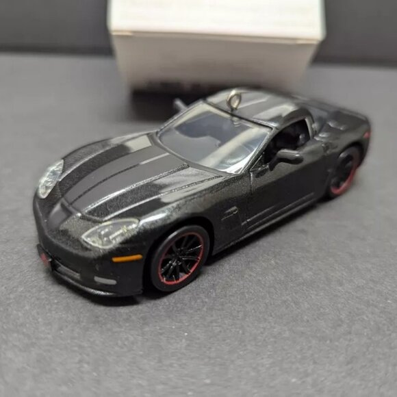 Hallmark Keepsake Ornament 2011 Chevrolet 100th Anniversary Corvette Christmas - Picture 4 of 7